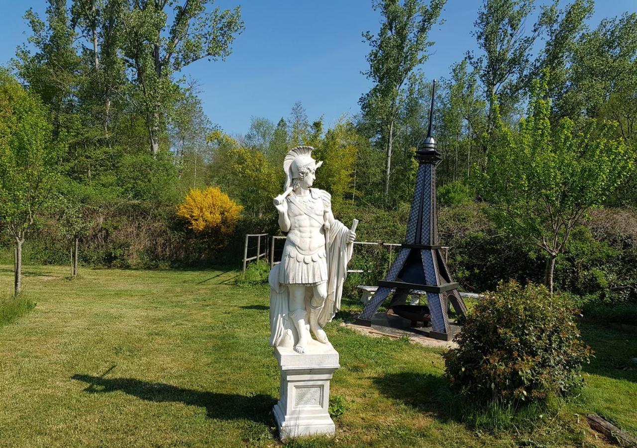 Chateau Des Perichons Poncins Exteriér fotografie